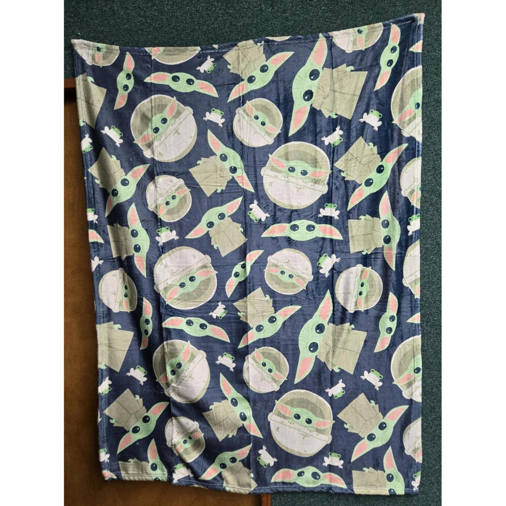 Mandalorian Grogu - Child - Star Wars Tapestry, Throw Blanket 50”x40” BRAND NEW!